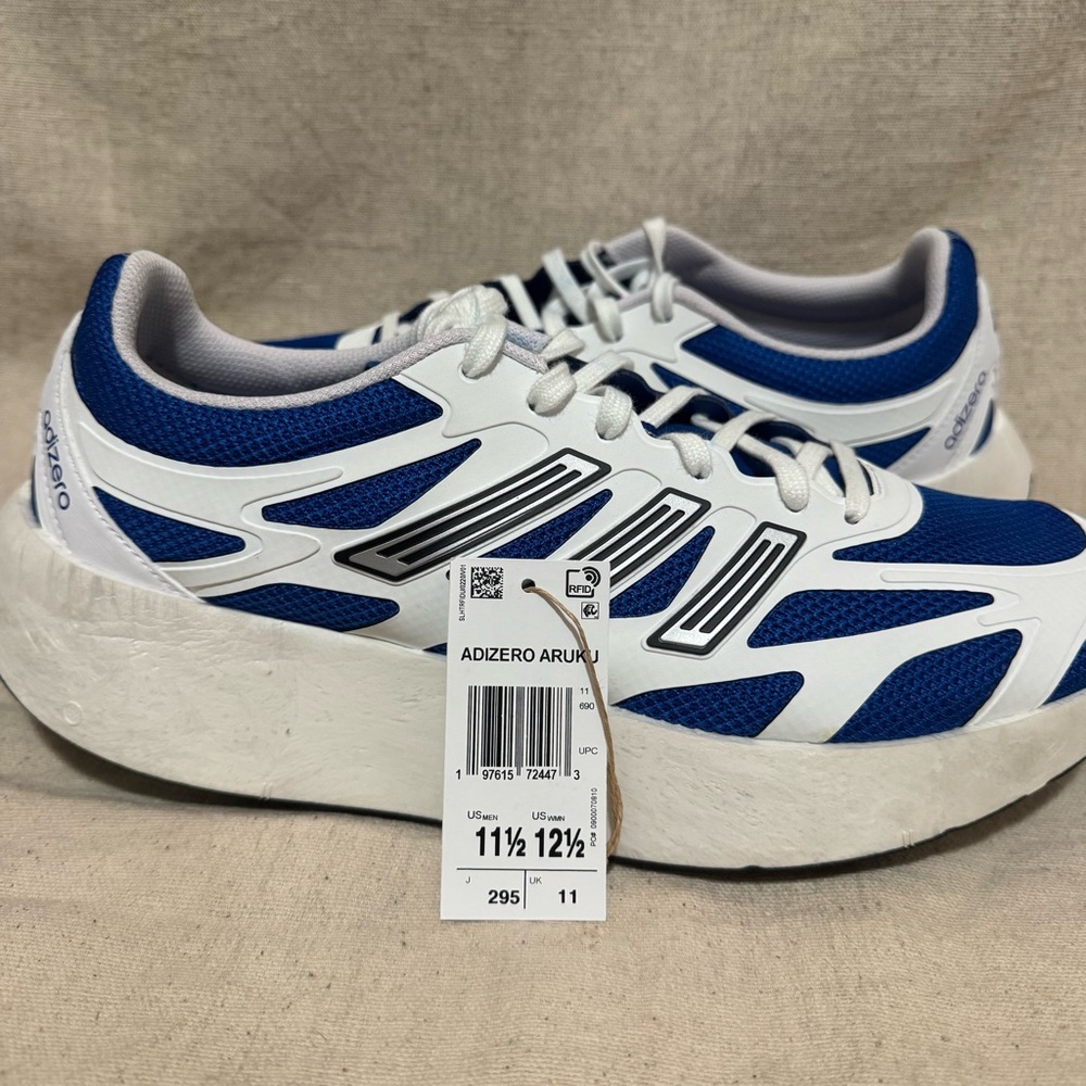 adidas Adizero Aruku Blue and White Athletic Shoes ***USED***